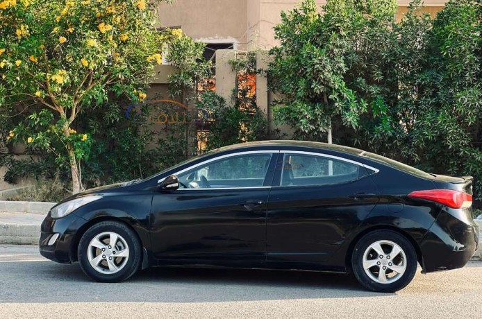 used-hyundai-elantra-md-2012-for-sale-obour-city-big-2